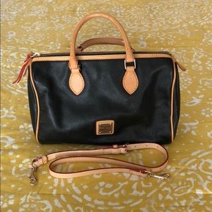 Dooney & Bourke purse